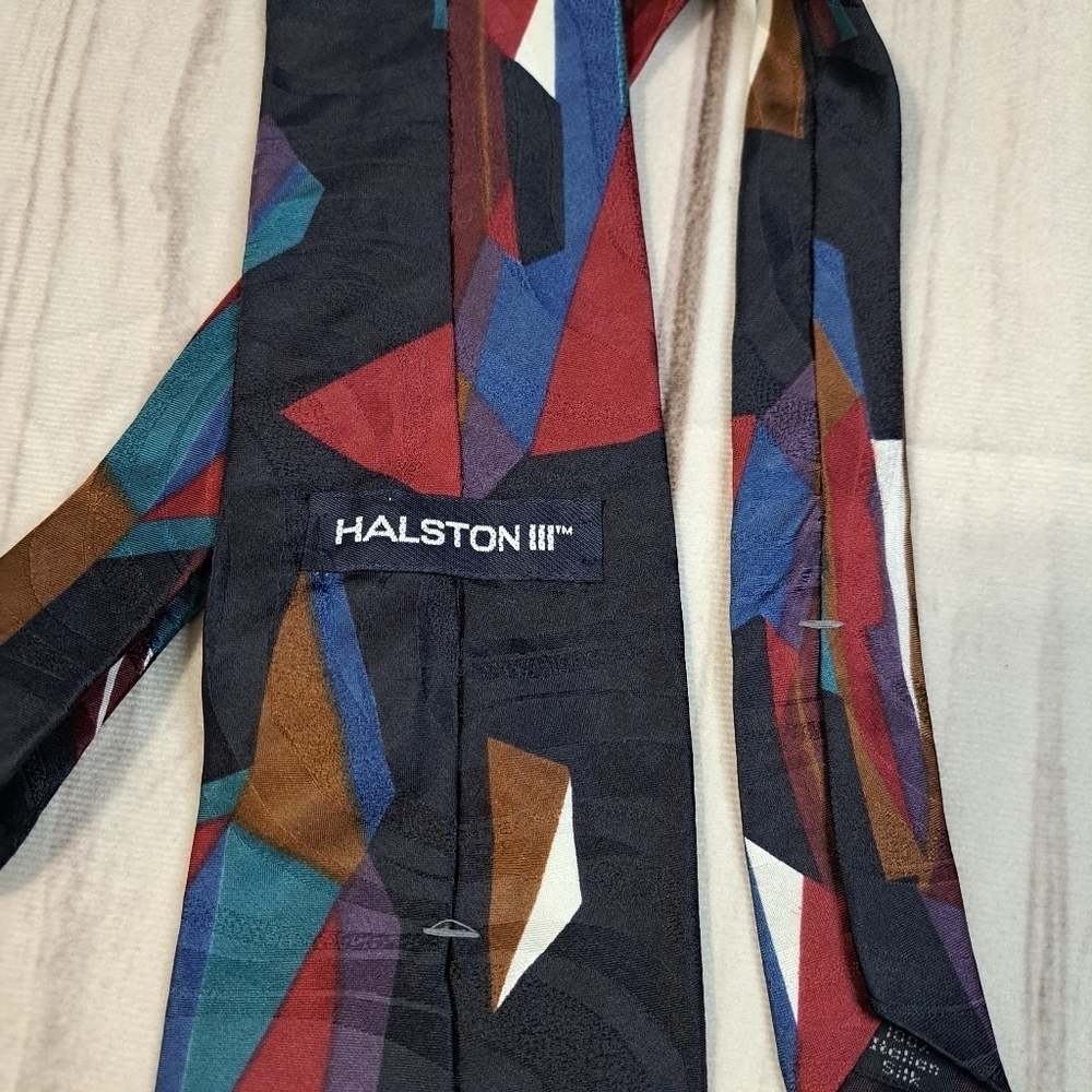 Halston III Abstract Tie - Picture 3 of 7